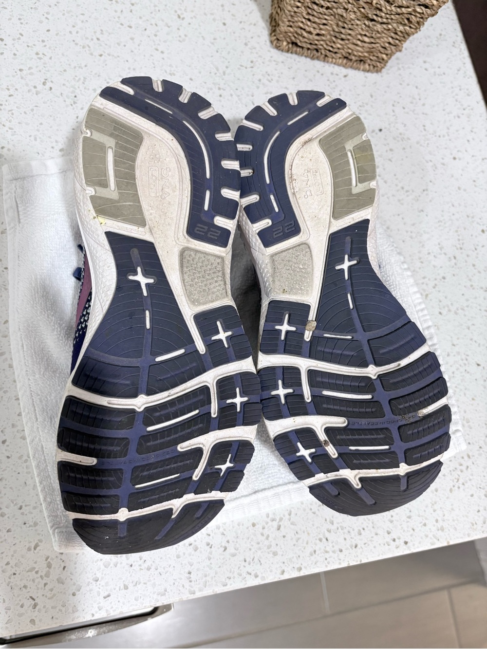 Brooks Women’s Adrenaline GTS Running Shoes in Purple and Pink - Picture 3 of 5